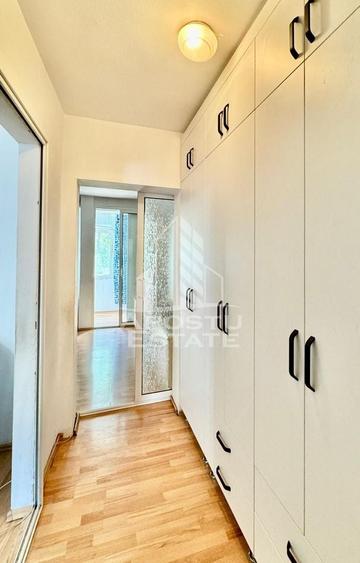 Apartament cu 2 camere semidecomandat în P-ța Gării