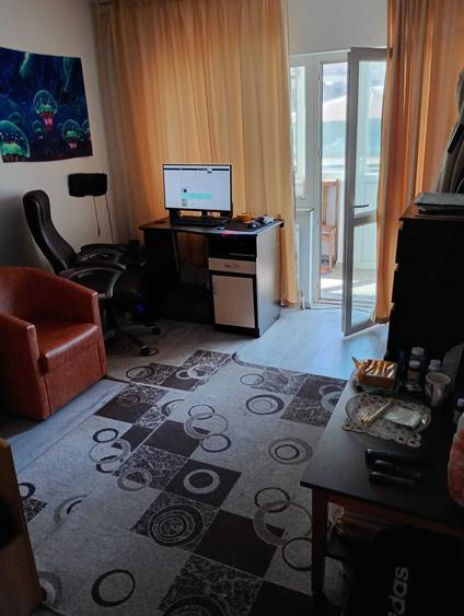 Apartament cu 2 camere decomandat în Petros