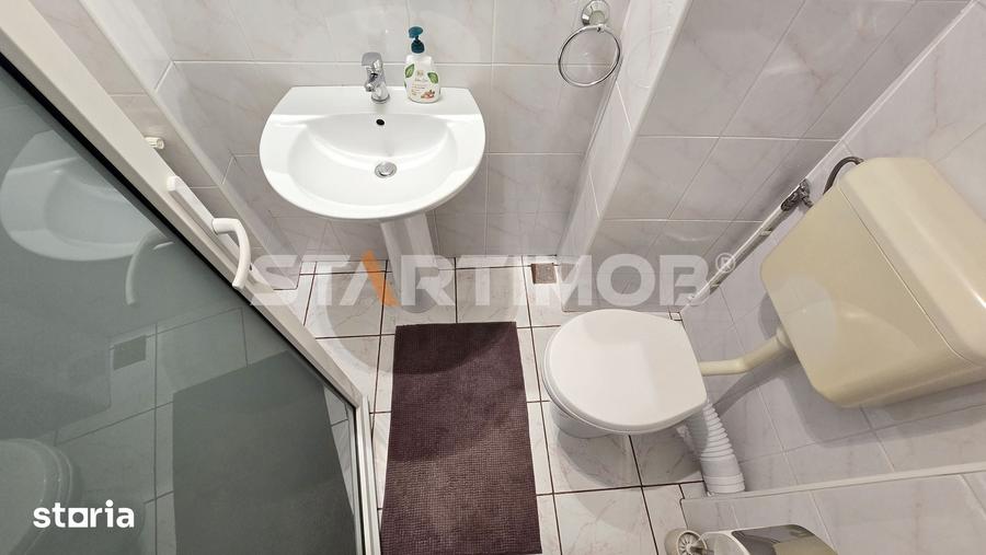 Apartament cu 4 camere decomandat în Bartolomeu