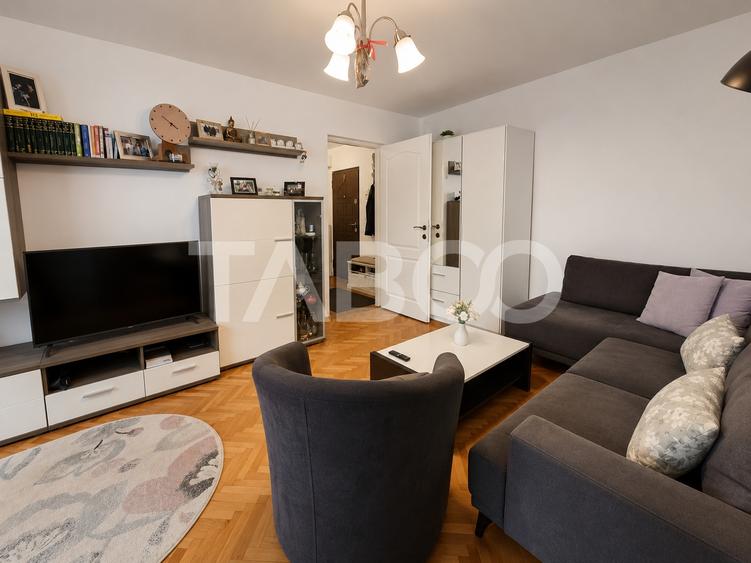 Apartament cu 2 camere decomandat în Mihai Viteazul