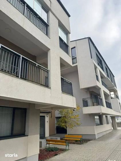 Apartament cu 2 camere decomandat, mobilat în Central