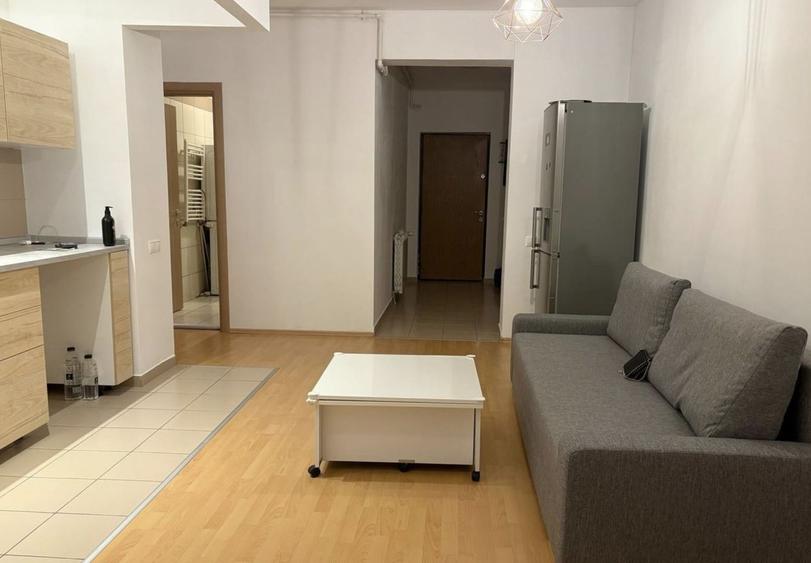 Apartament cu 3 camere decomandat, mobilat în Theodor Pallady