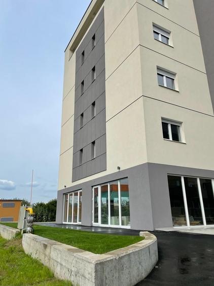 Birou, de 60 mp, în Aradului