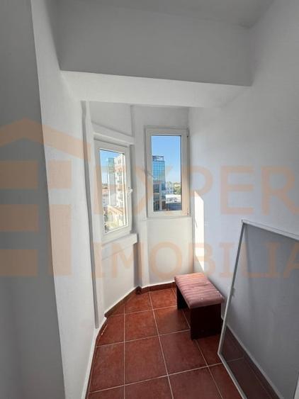 Apartament cu 3 camere decomandat în Ultracentral