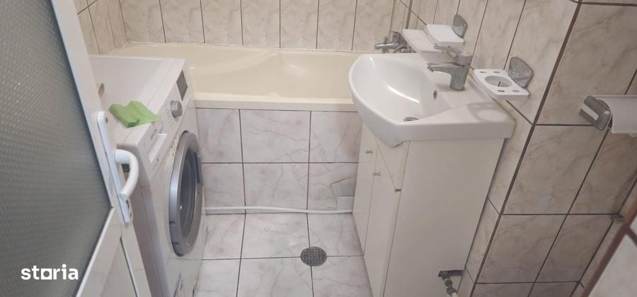Garsonieră în Far