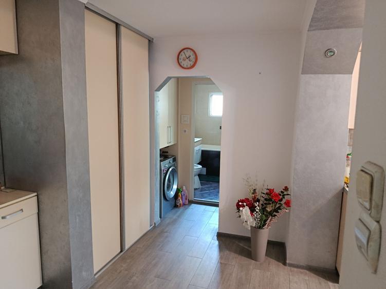 Apartament cu 2 camere în Decebal