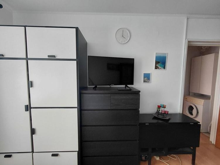 Apartament cu 2 camere semidecomandat, mobilat în Doamna Ghica