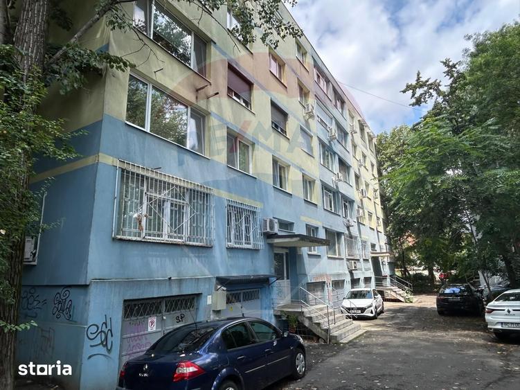 Apartament cu 3 camere, mobilat în Domenii