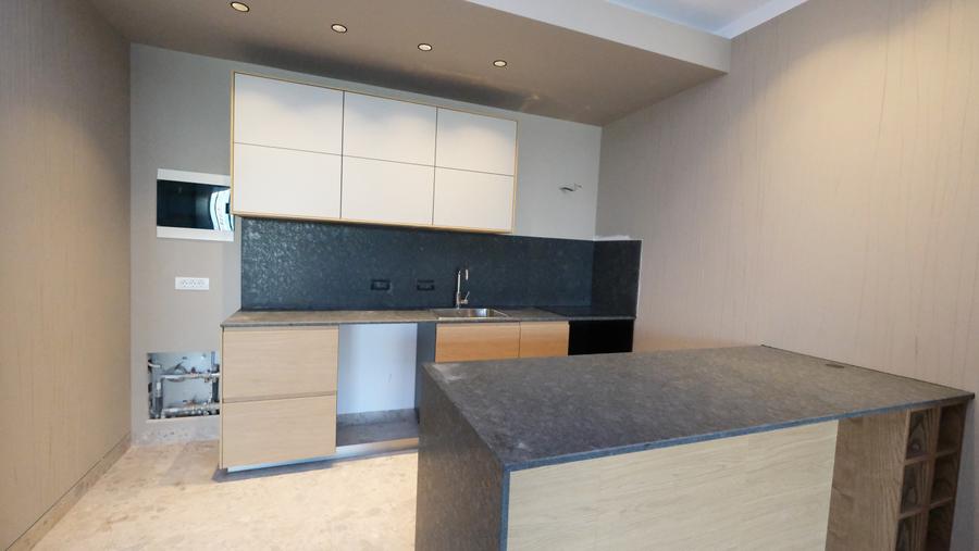 Apartament cu 4 camere în Dacia