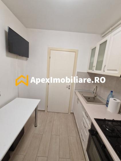 Apartament cu 2 camere semidecomandat în Theodor Pallady