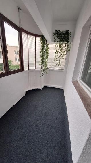 Apartament cu 3 camere decomandat în Stadion