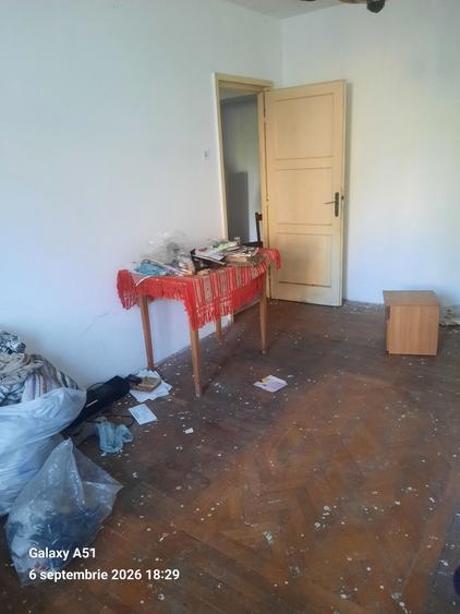 Apartament cu 2 camere semidecomandat în Jilava