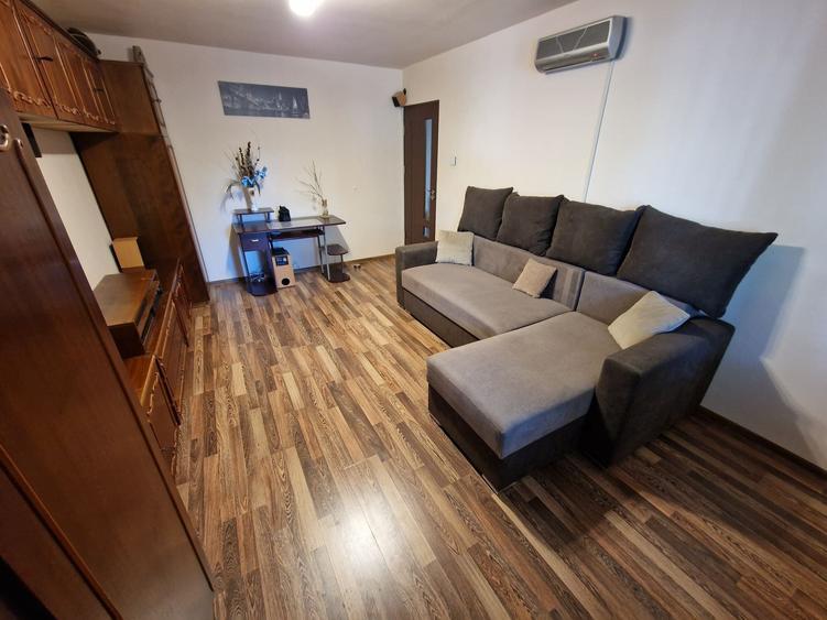 Apartament cu 2 camere decomandat în Nufărul