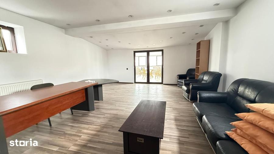 Spațiu comercial, de 852 mp, în Centrul Istoric