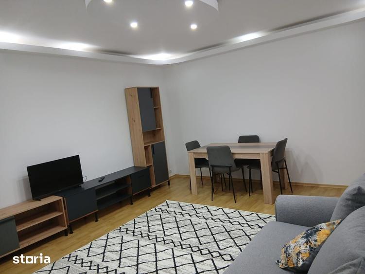 Apartament cu 3 camere decomandat în 13 Septembrie