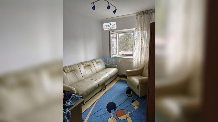 Apartament cu 3 camere decomandat în Obcini