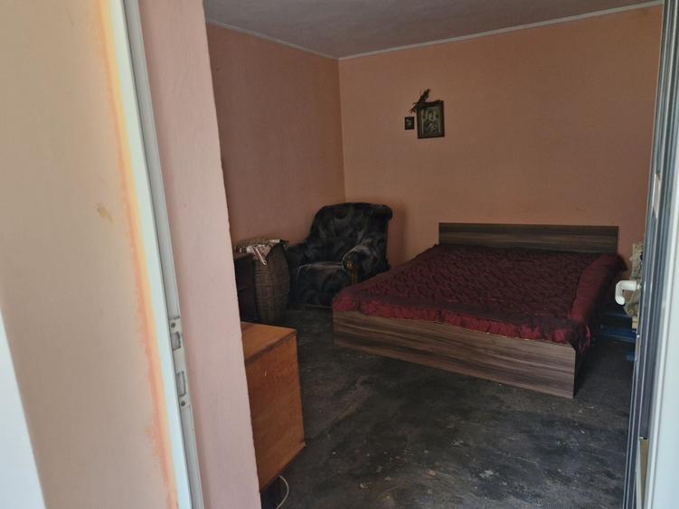 Casă cu 4 camere în Băneasa