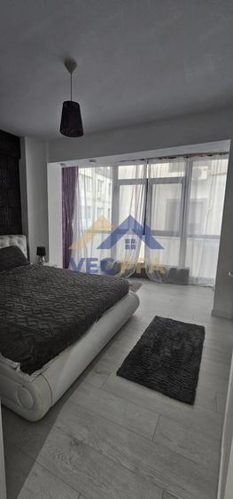 Apartament cu 2 camere decomandat în Sebastian
