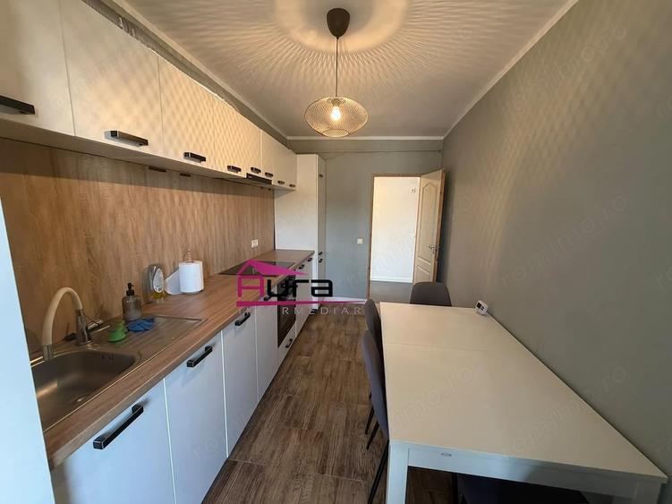Apartament cu 3 camere nedecomandat în Central