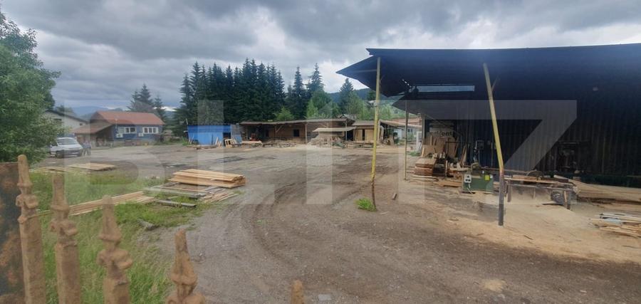 Spațiu comercial, de 3,856 mp, în Vatra Dornei