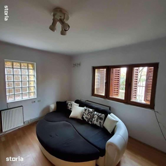 Casă cu 3 camere cu Teren 300 Mp în Păulești
