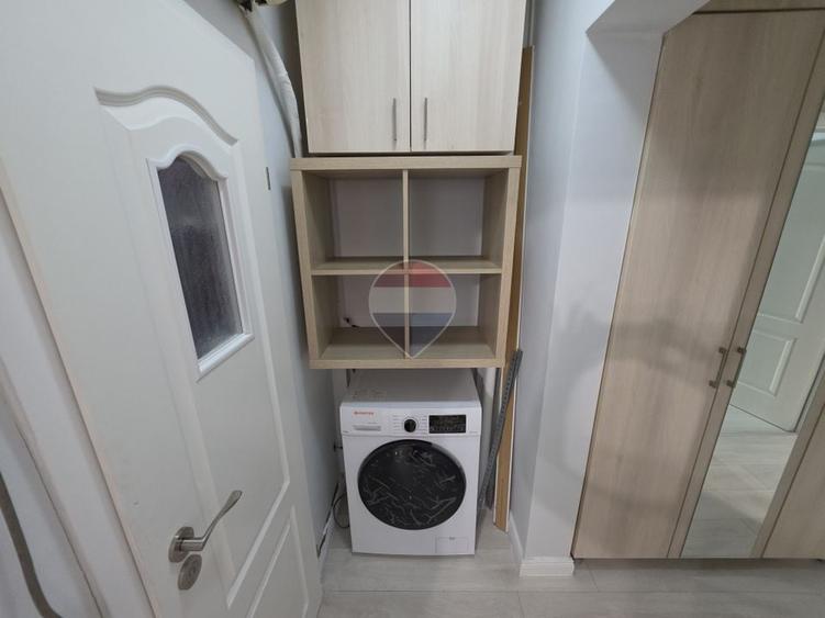 Apartament cu 4 camere decomandat, mobilat în Rahova
