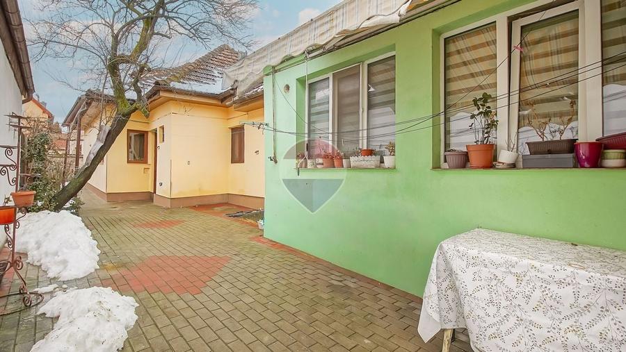 Duplex cu 3 camere cu Teren 302 Mp în Blumăna