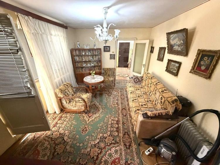 Apartament cu 2 camere semidecomandat în Sud