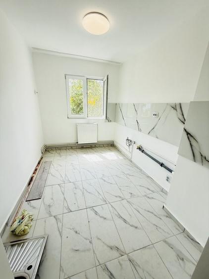 Apartament cu 2 camere semidecomandat în Dâmbovița