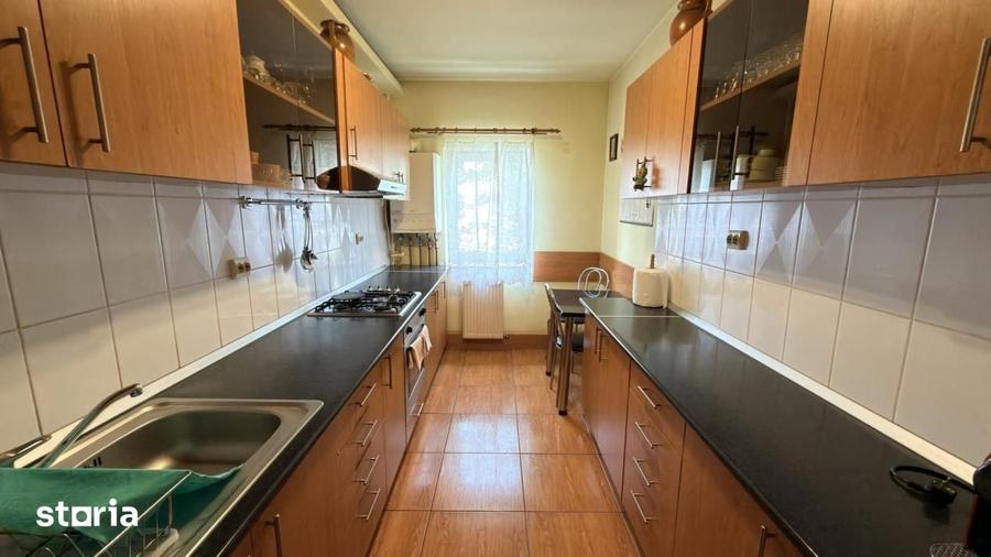 Apartament cu 3 camere decomandat în Mihai Viteazul