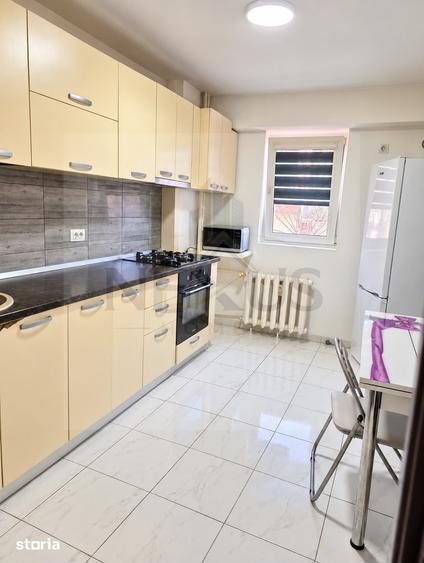 Apartament cu 2 camere decomandat în Central