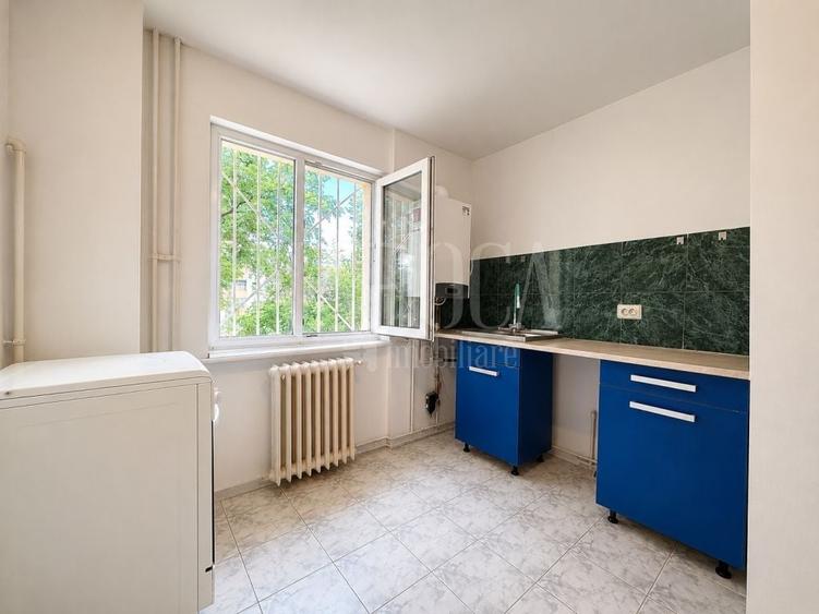 Apartament cu 3 camere decomandat, mobilat în Mănăștur