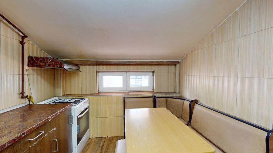 Duplex cu 6 camere cu Canalizare în P-ța Galați