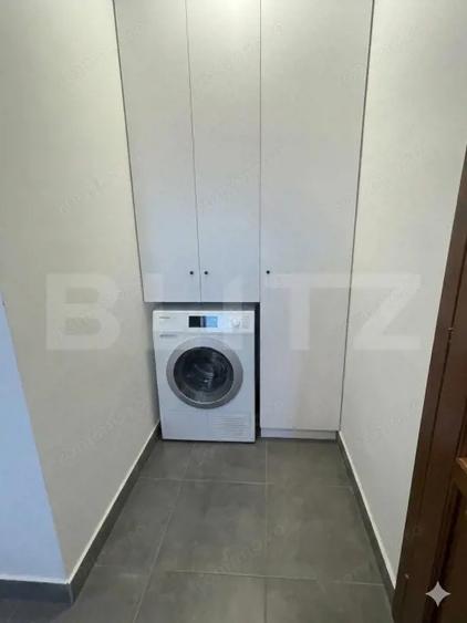Apartament cu 3 camere semidecomandat, mobilat în Baciu