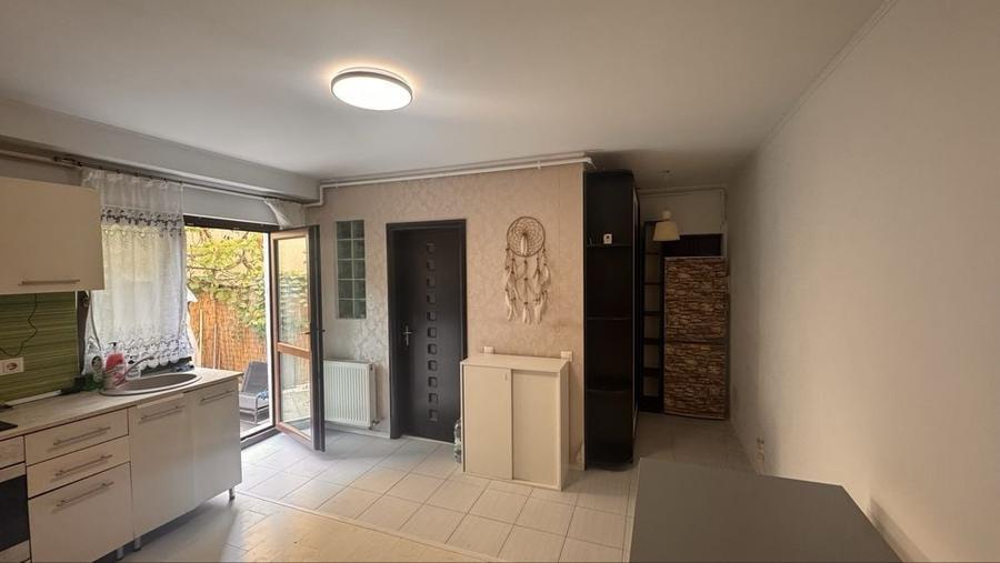 DE INCHIRIAT - Apartament cu curte proprie Popesti Leordeni - 1