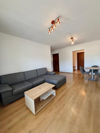 Apartament cu 2 camere decomandat în Astra