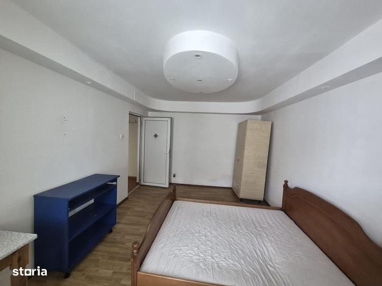 Garsonieră decomandată în Dacia