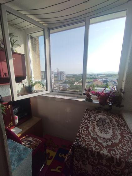 Garsonieră decomandată în Noua