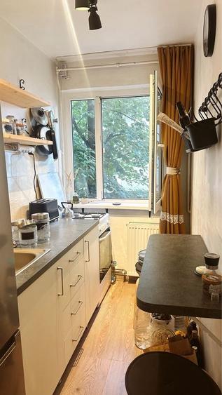 Apartament cu 2 camere nedecomandat în Bârzești