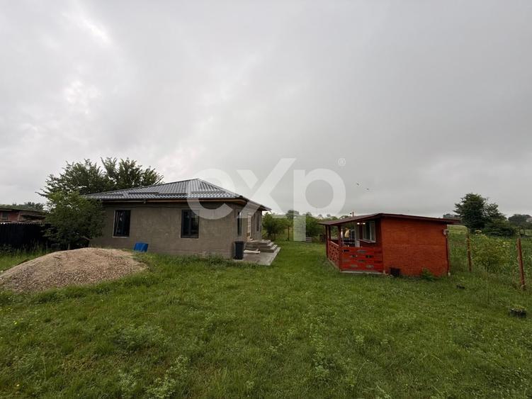 Casă individuală cu 3 camere cu Teren 2857 Mp în Buzoești