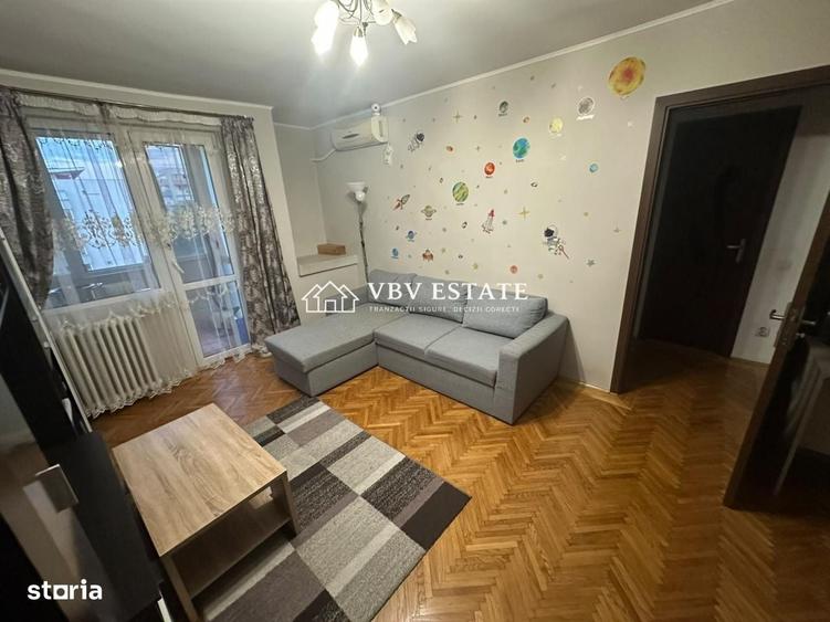 Apartament cu 2 camere semidecomandat în 1 Mai