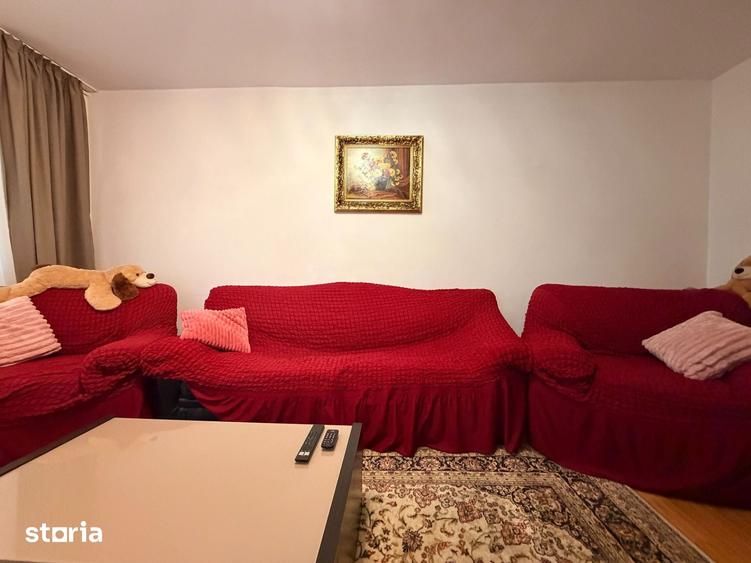 Apartament cu 3 camere decomandat în Crângași
