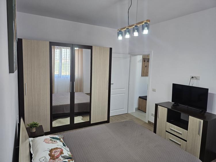 Apartament cu 2 camere decomandat, mobilat în Giroc
