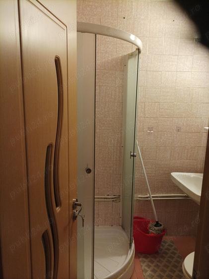 Apartament cu 3 camere decomandat în Semicentral