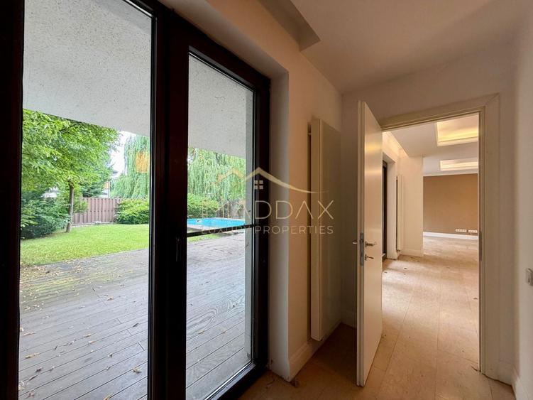 Casă individuală cu 9 camere cu Piscina în Pipera