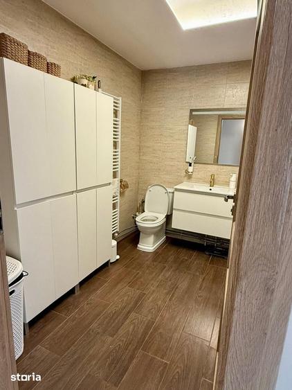 Casă cu 4 camere cu Teren 2000 Mp în Oncea