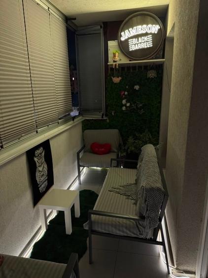 Apartament cu 2 camere decomandat, mobilat în Central