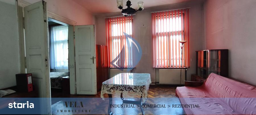 Casă cu 3 camere cu Teren 260 Mp în Semicentral