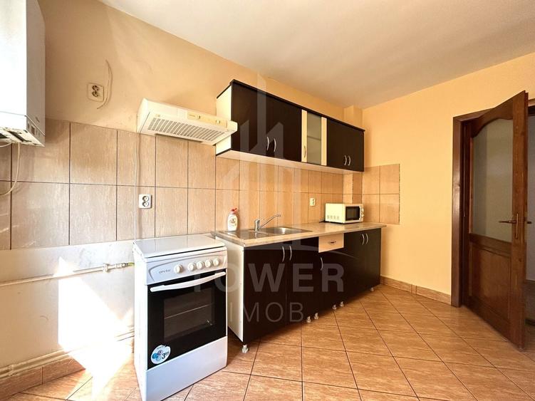 Apartament cu 3 camere, 2 băi și loc de parcare în curte – Turnișor - 4