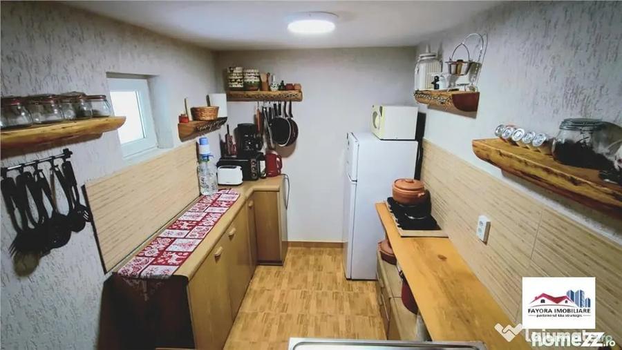 Casă cu 5 camere cu Teren 500 Mp în Lunca